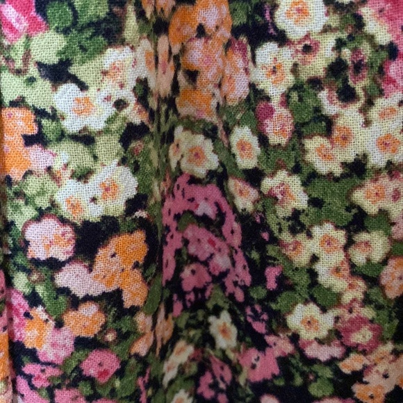 H&M puff sleeve floral dress - Picture 4 of 4